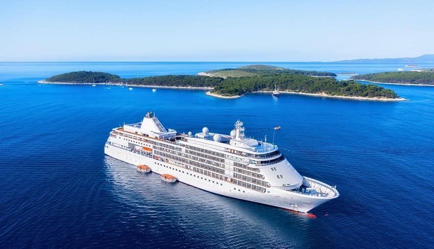 Cruise ticket booking and vacation services